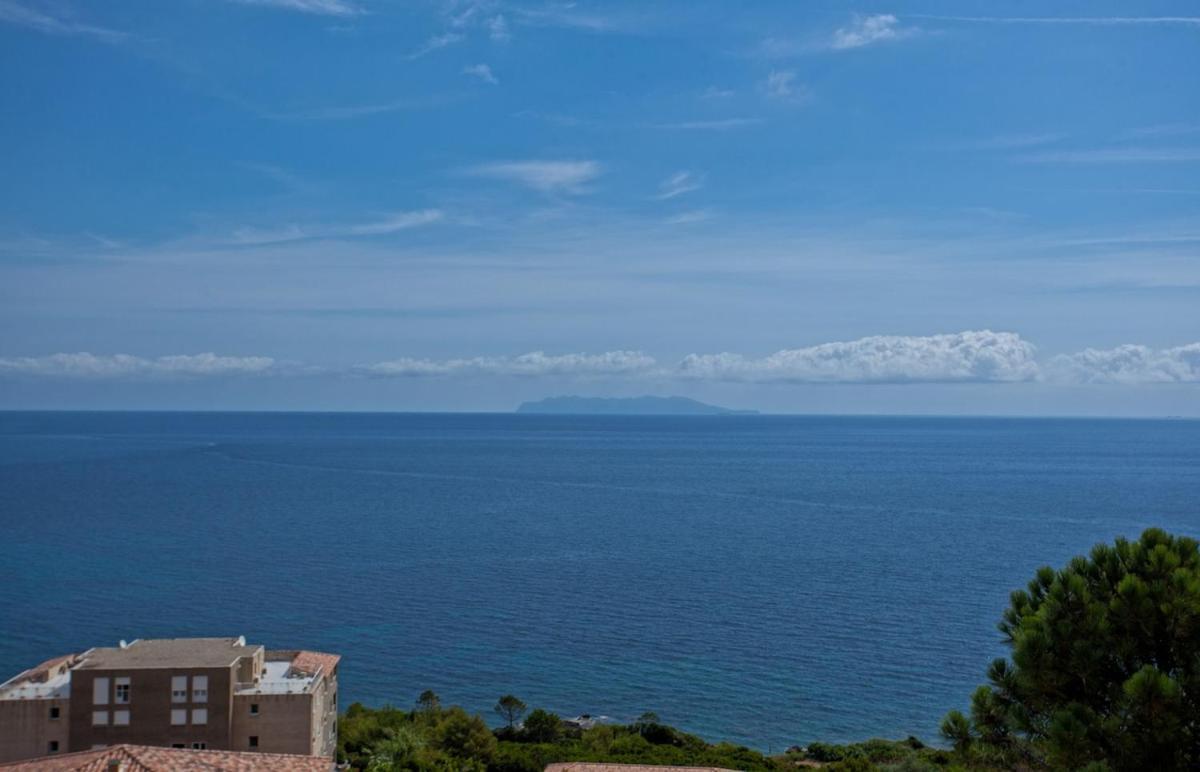 Casa Les Agaves Apartment Santa-Severa Екстериор снимка